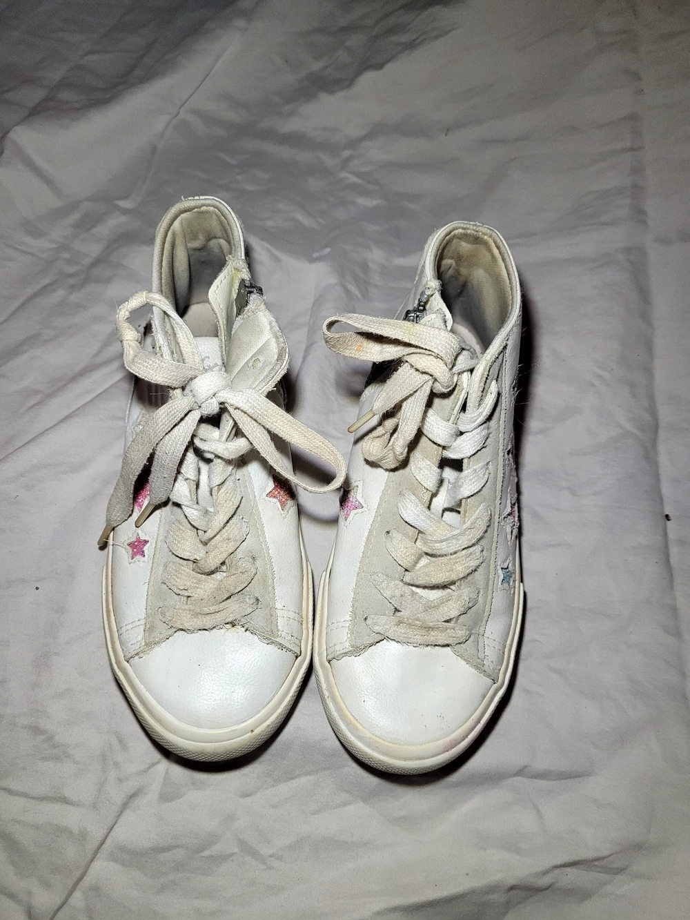 Kids White High-Top Sneakers with Multicolor Star Accents